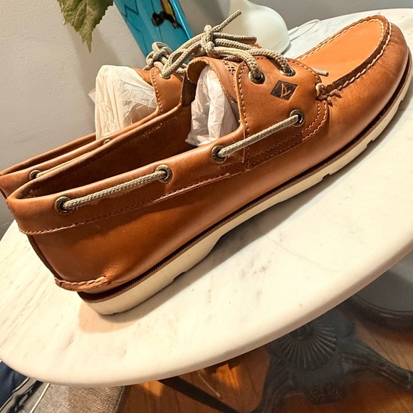 Sperry Tan Boat Shoes with Moccasin Stitching and Wrap-Around Lacing - Picture 3 of 6